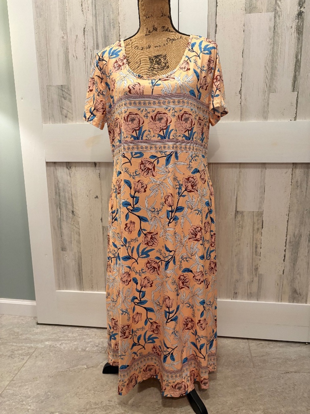 DRESS BY AMAZON - XXL